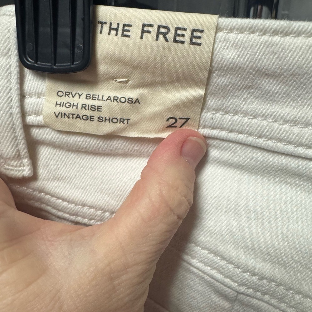 We The Free - CRVY Bellarosa High-Rise Vintage Shorts in White Size 27 RT $88 - Picture 3 of 8
